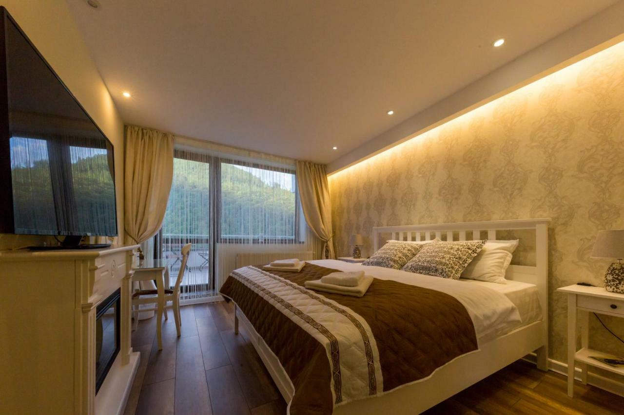 Apartament Carol Sinaia Exteriér fotografie